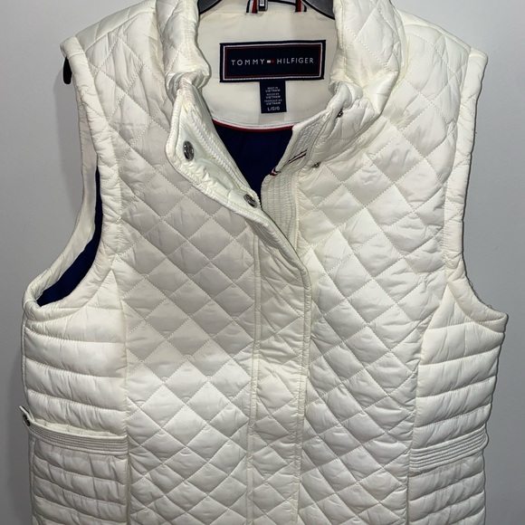 Tommy Hilfiger White Quilted Vest - Picture 1 of 2
